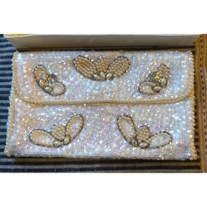 Gorgeous Vintage La Regale Beaded Sequin Purse With Butterflies